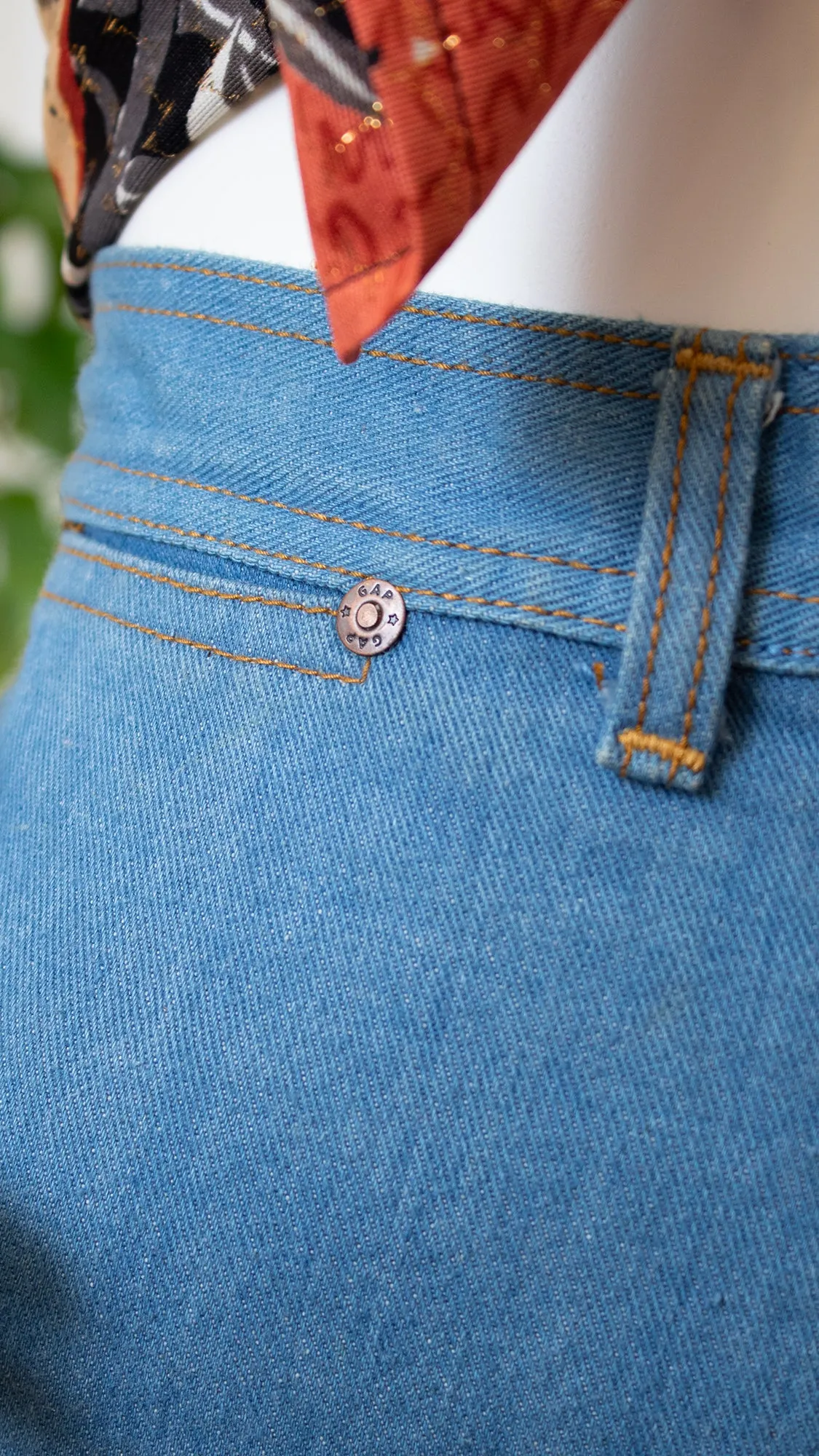 1970s GAP Denim Bell Bottom Jeans | small