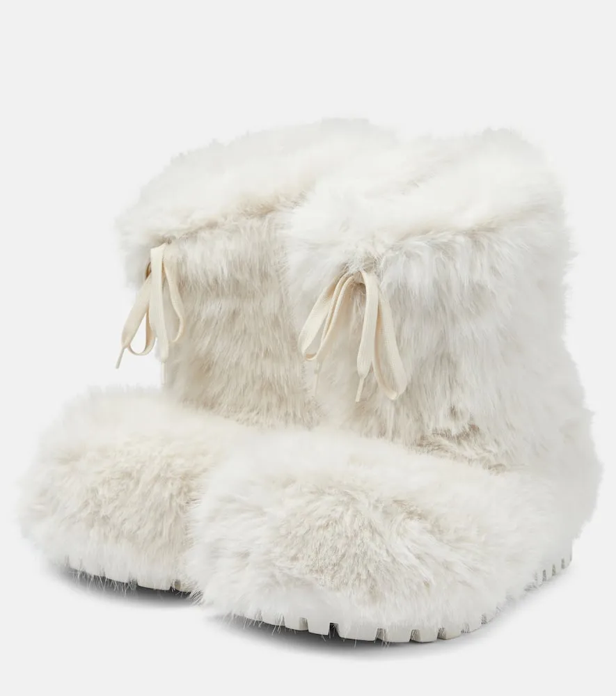 Balenciaga Alaska faux fur snow boots
