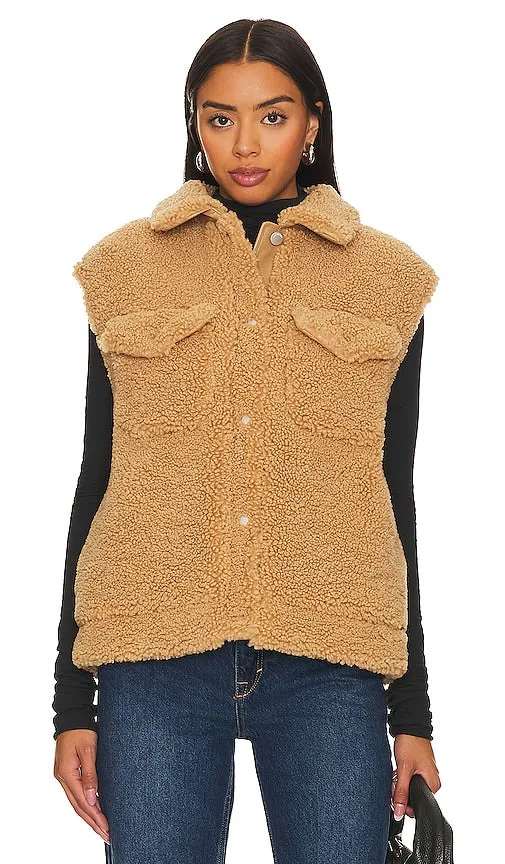 Ena Pelly Coco Faux Fur Vest in Tan