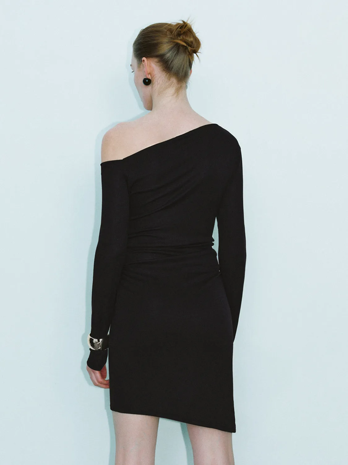 One Shoulder Skinny-Fit Dresses
