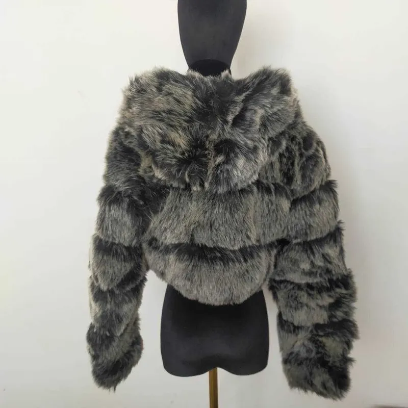 Wholesale women's winter faux fur coats (DR8216)